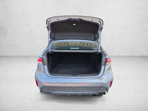 Used 2022 Toyota Corolla SE FWD image 6