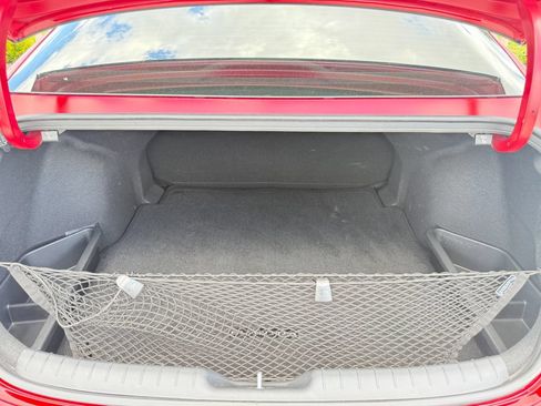 Used 2025 Hyundai Elantra Sport FWD image 25