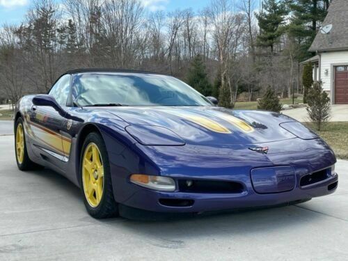 Used 1998 Chevrolet Corvette Convertible w/ Memory Pkg RWD image 33