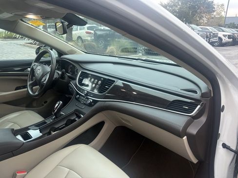 Used 2017 Buick LaCrosse Preferred image 15