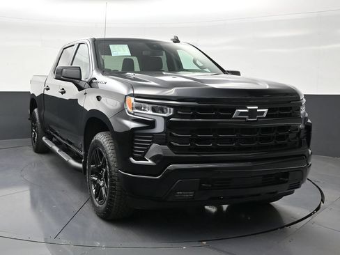 Used 2026 Chevrolet Silverado 1500 RST w/ RST Select Package RWD image 7