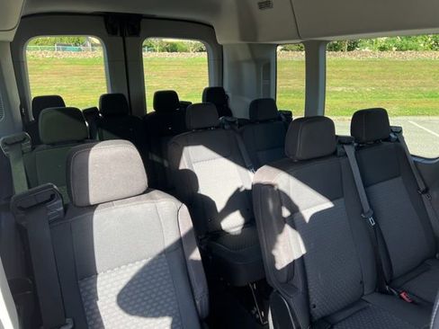 Used 2022 Ford Transit 350 XLT image 29