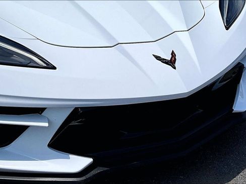 Used 2024 Chevrolet Corvette Stingray Premium Cpe w/ Battery Protection Package RWD image 30