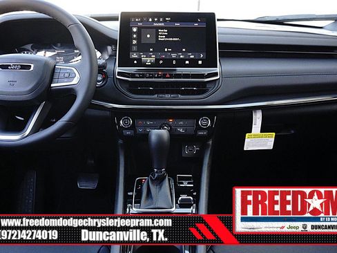 New 2026 Jeep Compass Latitude AWD/4WD image 19