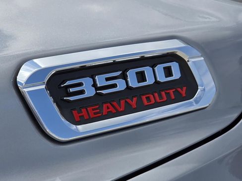 Used 2024 RAM 3500 Big Horn image 33