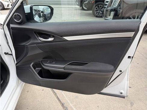 Used 2020 Honda Civic EX image 29