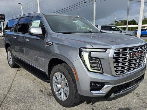 New 2026 GMC Yukon XL Denali image 7