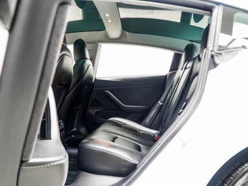 Used 2019 Tesla Model 3 Long Range image 29