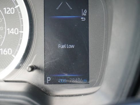 Used 2020 Toyota Corolla LE image 21