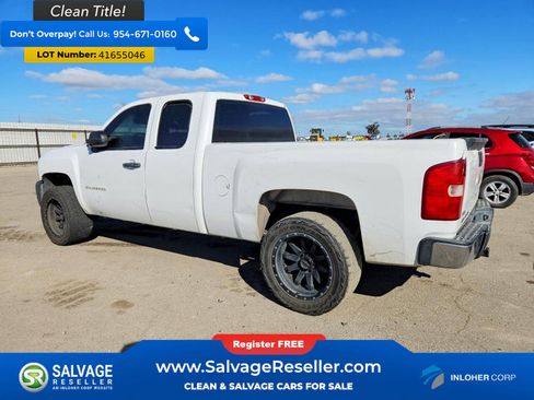 Used 2012 Chevrolet Silverado 1500 W/T image 2