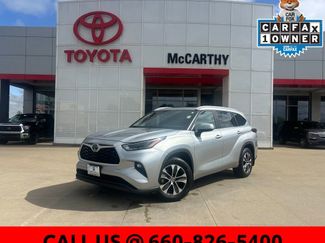 Used 2024 Toyota Highlander XLE AWD/4WD video 1