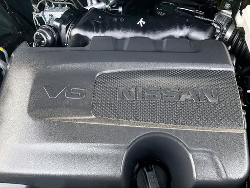 Used 2024 Nissan Pathfinder SL w/ SL Premium Package image 34