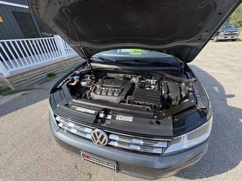 Used 2019 Volkswagen Tiguan SE w/ 3rd Row Seat Package AWD/4WD image 14