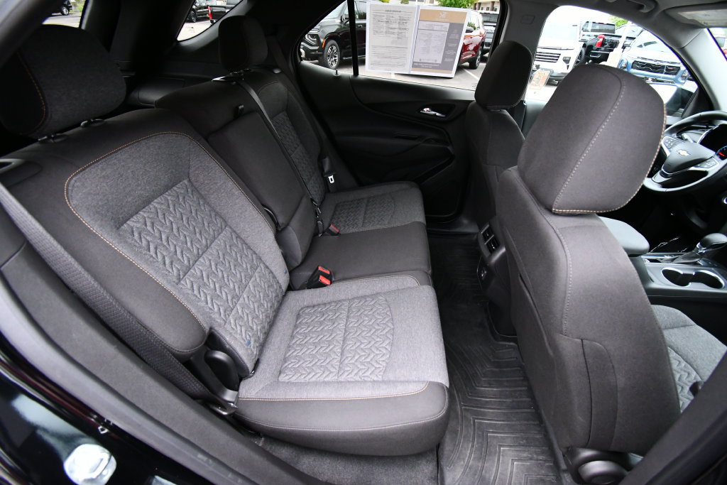 Used 2023 Chevrolet Equinox LT AWD/4WD image 19