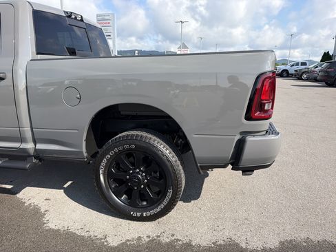 Used 2026 RAM 2500 Tradesman AWD/4WD image 9