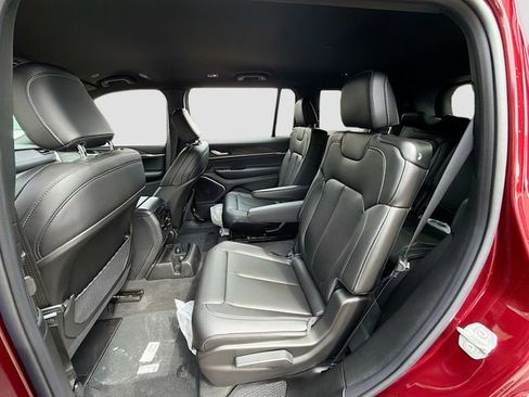 New 2026 Jeep Grand Cherokee L Limited AWD/4WD image 26