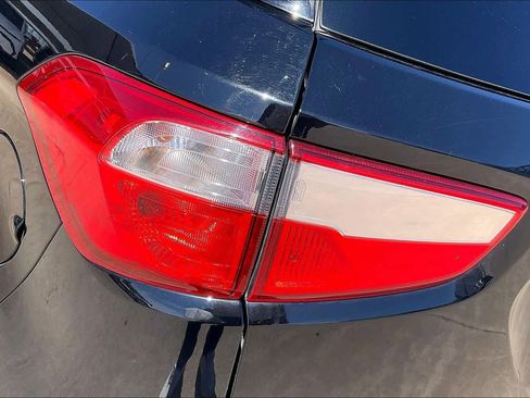 Used 2020 Ford EcoSport Titanium image 29