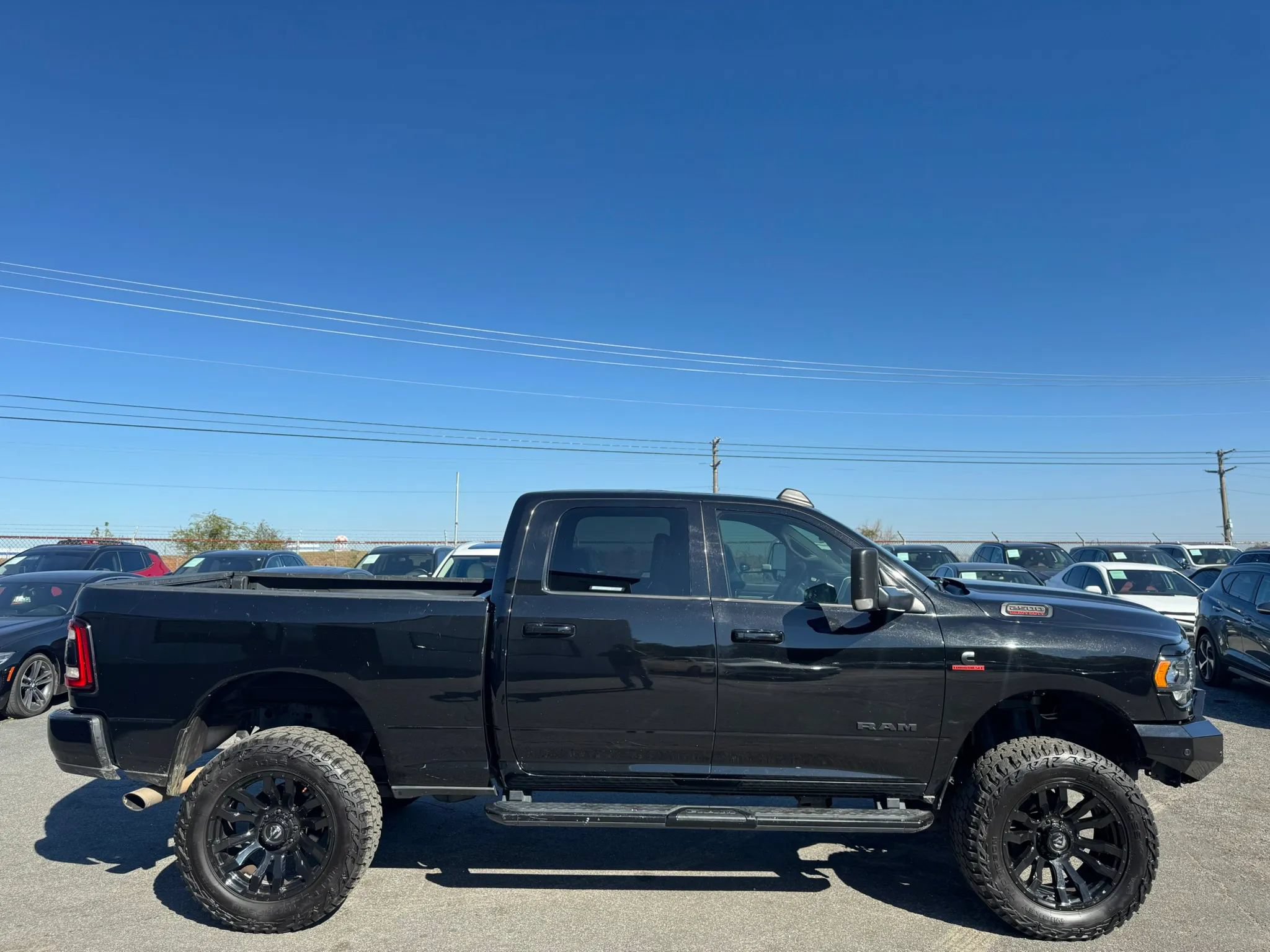 Used 2022 RAM 2500 Big Horn w/ Level C Equiment Group AWD/4WD image 4