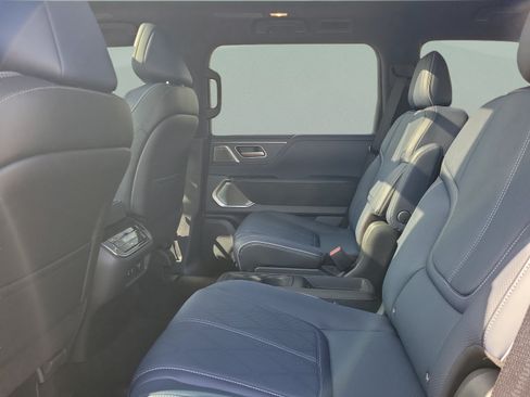 Certified 2026 INFINITI QX80 4WD w/ Sport Exterior Package image 41