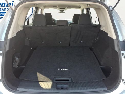 Used 2024 Nissan Rogue S FWD image 24