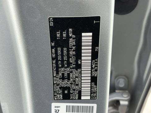 Used 2024 Toyota Grand Highlander Platinum image 18