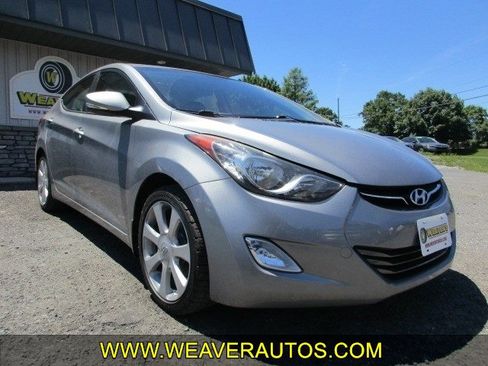 Used 2012 Hyundai Elantra Limited FWD image 1
