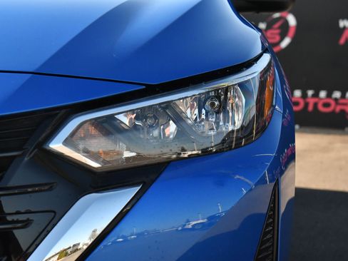 Used 2025 Nissan Sentra SV image 11