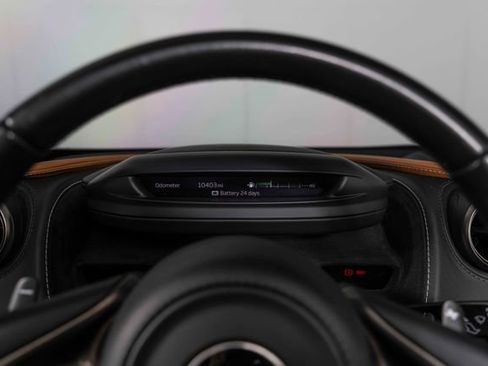 Used 2020 McLaren 720S Luxury RWD image 21