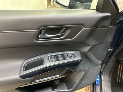 New 2026 Nissan Pathfinder SV image 19