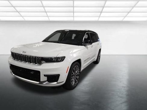 Used 2021 Jeep Grand Cherokee L Summit AWD/4WD image 9