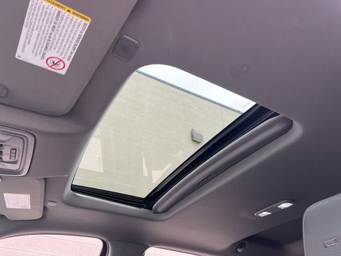 Used 2022 GMC Sierra 2500 Denali w/ Denali Ultimate Package image 25