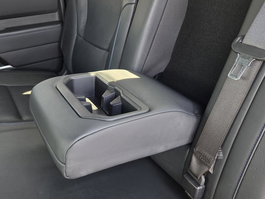 Used 2025 Toyota Tundra Platinum AWD/4WD image 40