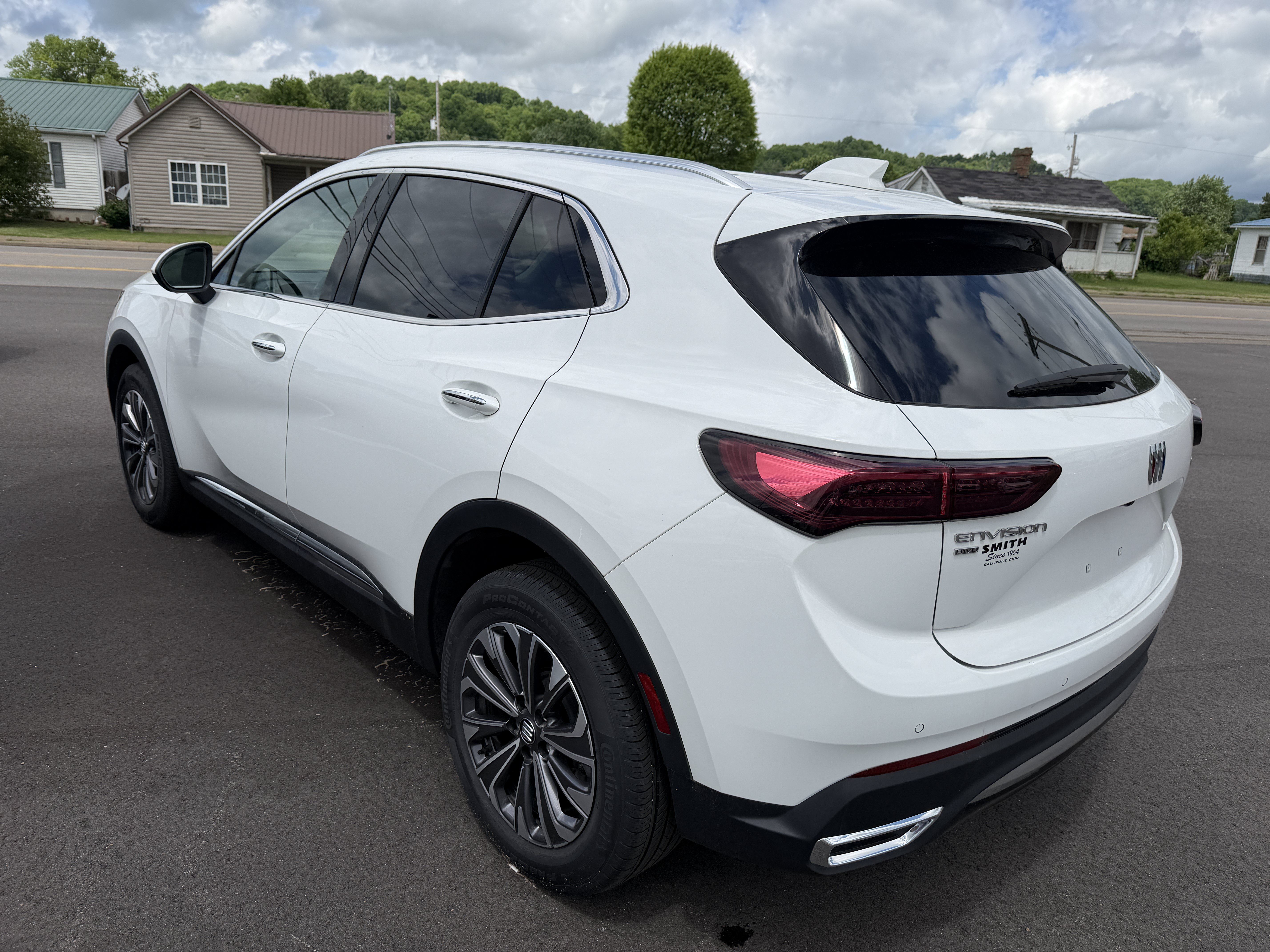 Used 2025 Buick Envision Preferred AWD/4WD image 4