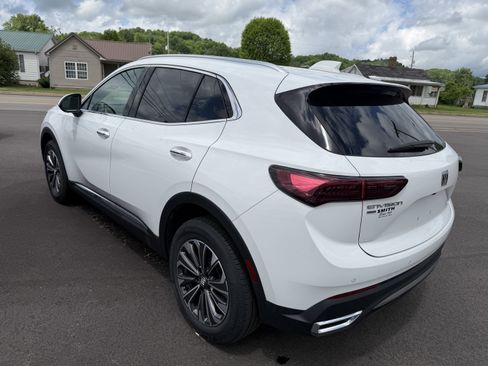 Used 2025 Buick Envision Preferred AWD/4WD image 4