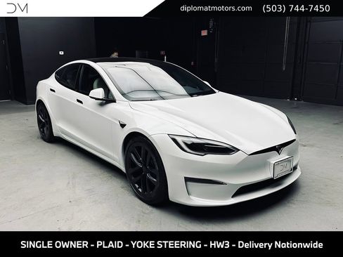 Used 2022 Tesla Model S Plaid AWD/4WD image 8