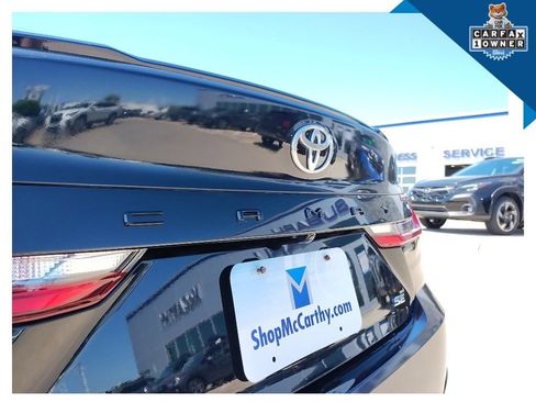 Used 2025 Toyota Camry SE FWD image 11