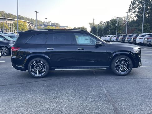 New 2026 Mercedes-Benz GLS 450 4MATIC image 5