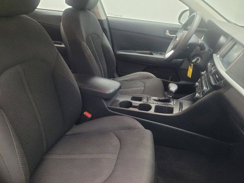 Used 2019 Kia Optima LX FWD image 21