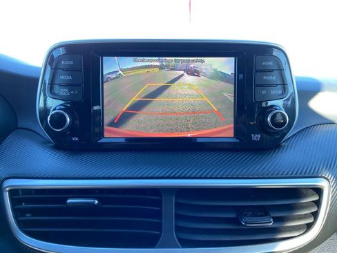 Used 2021 Hyundai Tucson SE image 25
