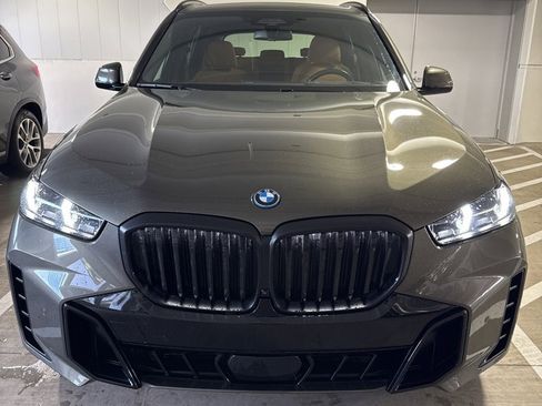Used 2024 BMW X5 xDrive50e w/ M Sport Package image 2