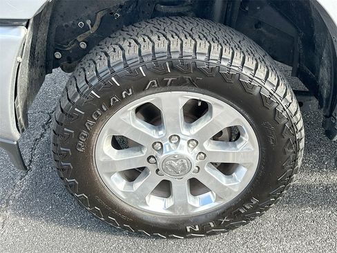 Used 2022 RAM 3500 Laramie image 31