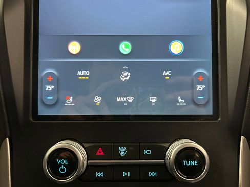 Used 2022 Ford Edge SEL w/ Convenience Package AWD/4WD image 9