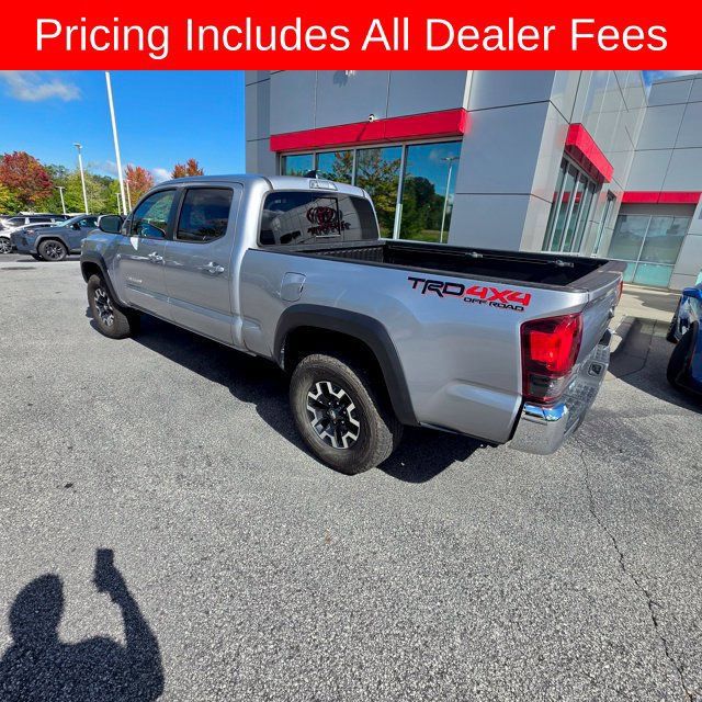 Used 2019 Toyota Tacoma TRD Off-Road AWD/4WD image 14