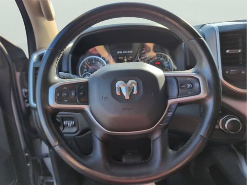 Used 2019 RAM 1500 Big Horn AWD/4WD image 25