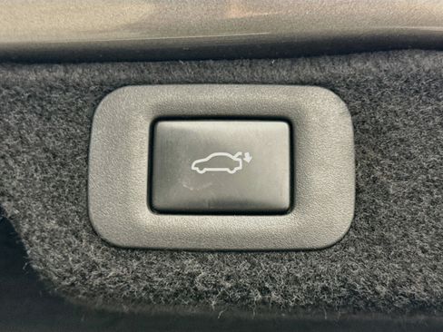 Used 2018 Lexus LS 500 w/ Interior Upgrade Package RWD image 32