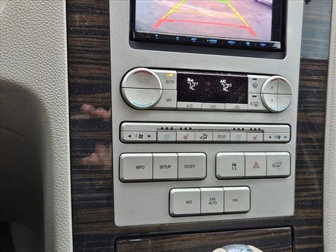 Used 2008 Lincoln Navigator 4WD image 16