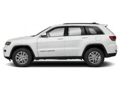 Used 2020 Jeep Grand Cherokee Altitude image 3