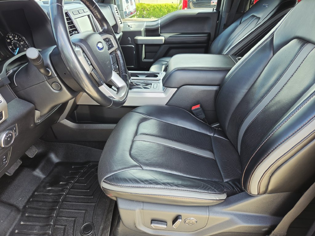 Used 2018 Ford F150 Platinum w/ Equipment Group 701A Luxury AWD/4WD image 13
