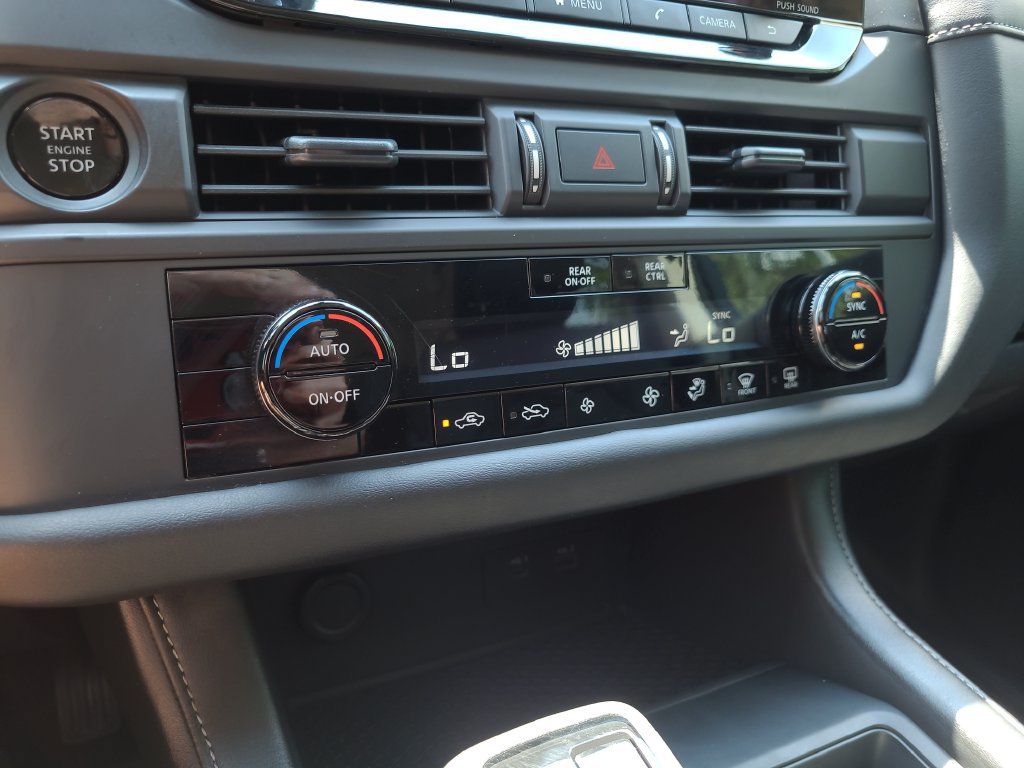Certified 2025 Nissan Pathfinder S FWD image 22
