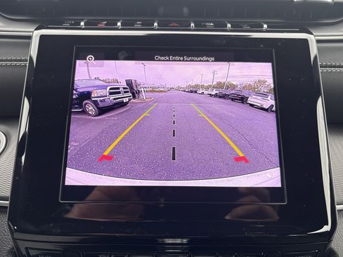 New 2025 Jeep Grand Cherokee Altitude image 28